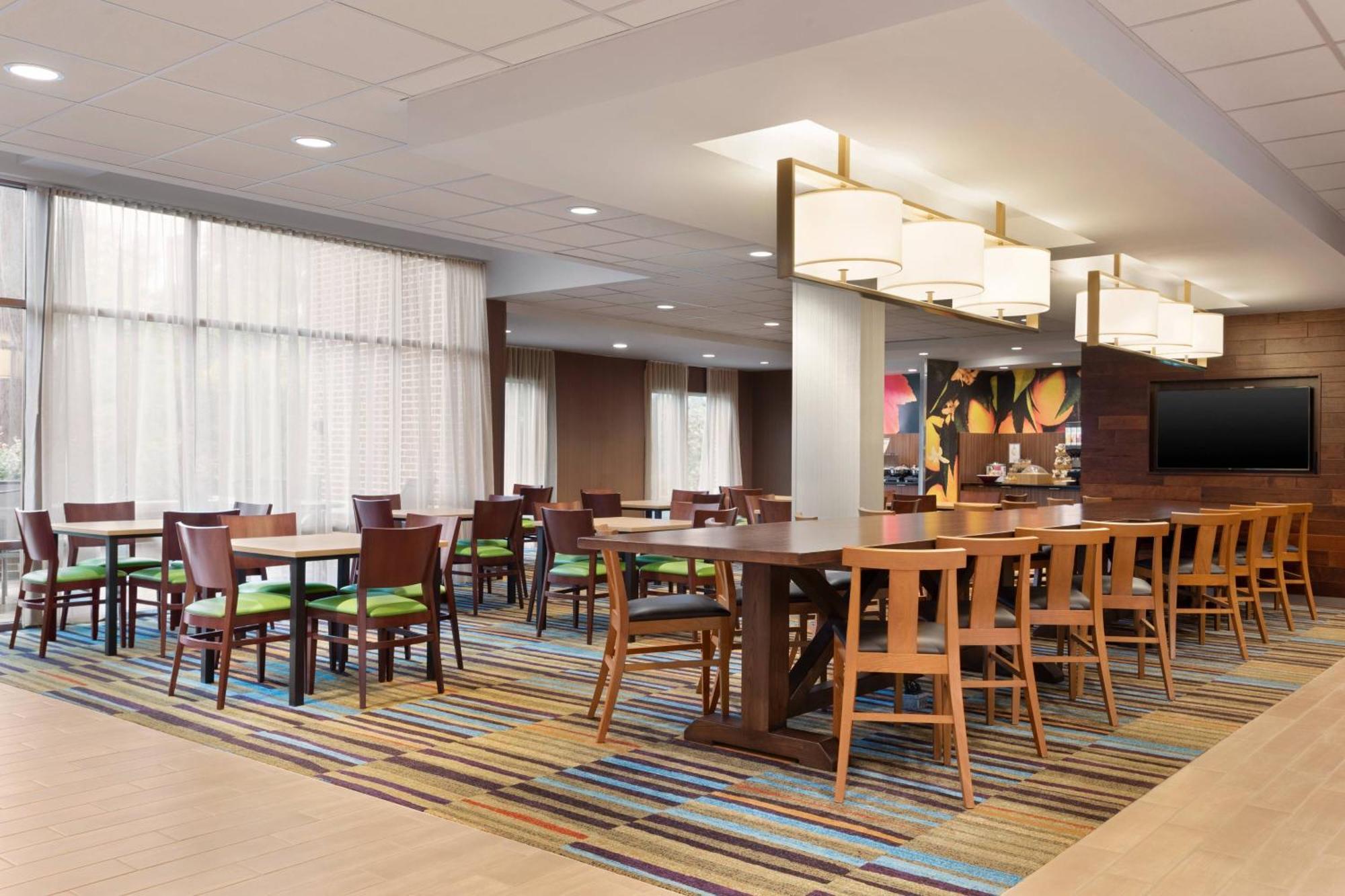 Fairfield Inn & Suites By Marriott Charlottesville Downtown/University Area Εξωτερικό φωτογραφία