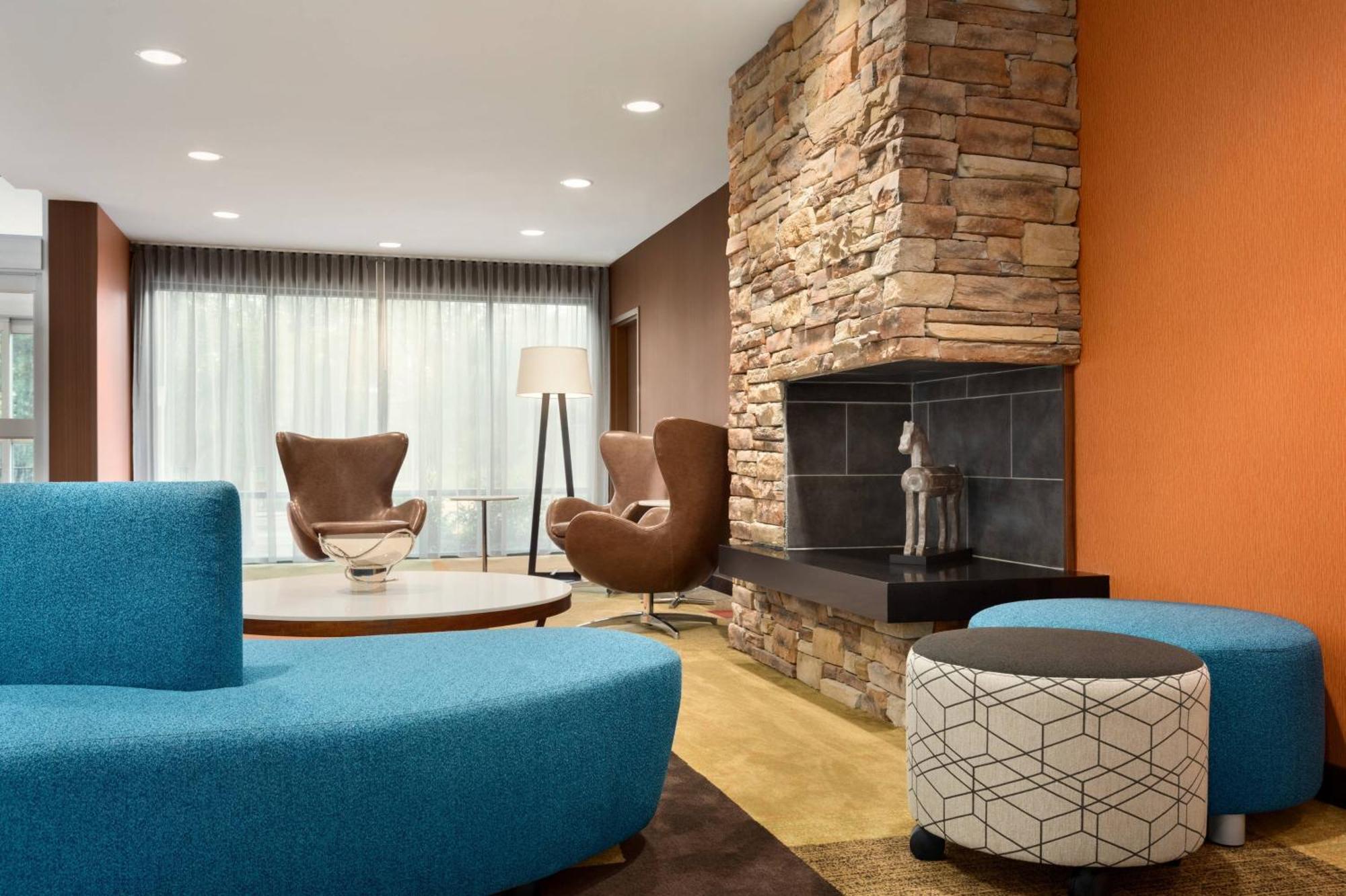 Fairfield Inn & Suites By Marriott Charlottesville Downtown/University Area Εξωτερικό φωτογραφία