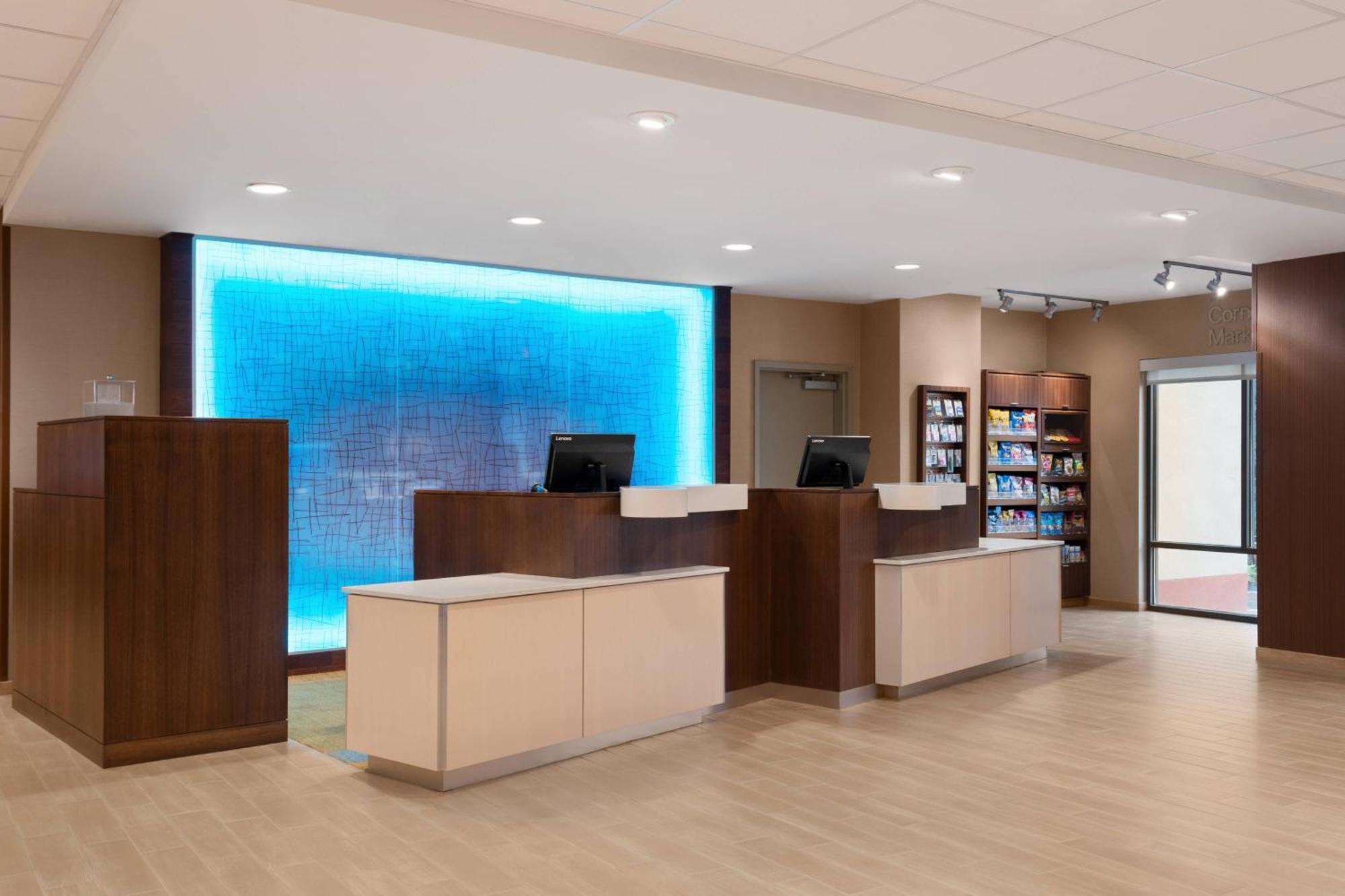 Fairfield Inn & Suites By Marriott Charlottesville Downtown/University Area Εξωτερικό φωτογραφία